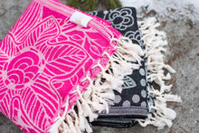 Load image into Gallery viewer, Floral Turkish Towel