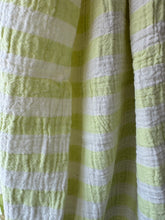 Load image into Gallery viewer, Mae Stripe Turkish Towel