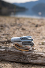 Load image into Gallery viewer, Britton Colourblock Turkish Towel
