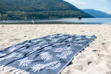 Load image into Gallery viewer, Pineapple Turkish Towel