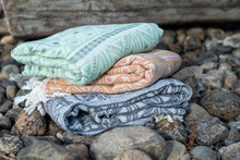 Load image into Gallery viewer, Jovi Turkish Towel