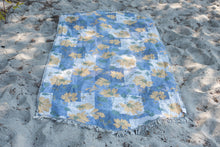 Load image into Gallery viewer, Flora Towel (NEW!)
