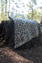 Load image into Gallery viewer, Diamond Leopard Towel (NEW!)
